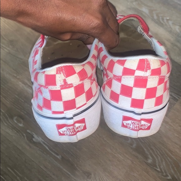 Vans - Picture 3 of 5